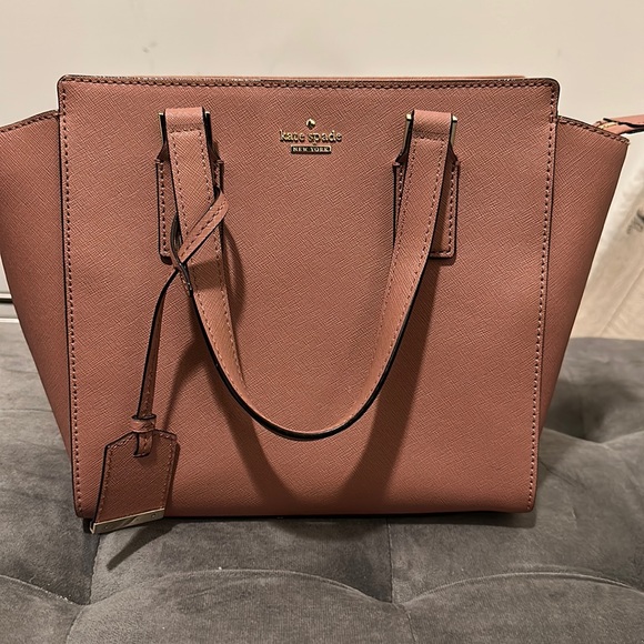 Beautiful pink colour. Great condition. Can’t find strap. Paid $480. - Picture 1 of 4